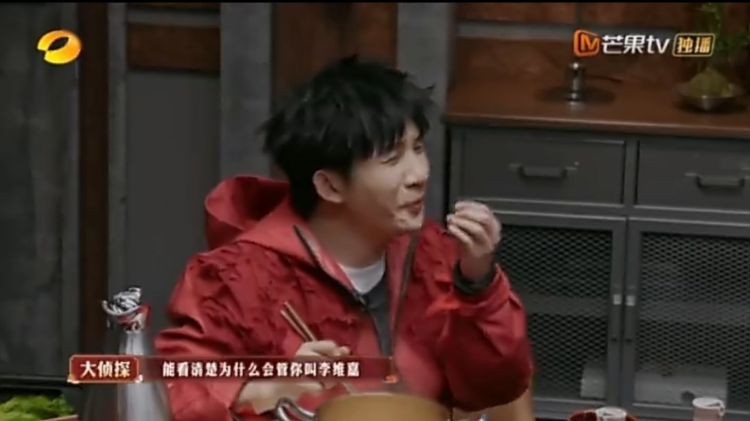 吴昕在活动后台被错认成维嘉谁懂啊！吴昕被错认成维嘉这段也太好笑了，温柔宠粉还自带