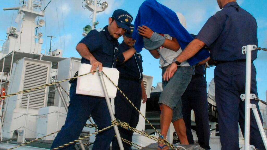 日本扣押中国渔船，三个月换不来一张判决书，高市对着中国打了套花拳绣腿
日前，日本