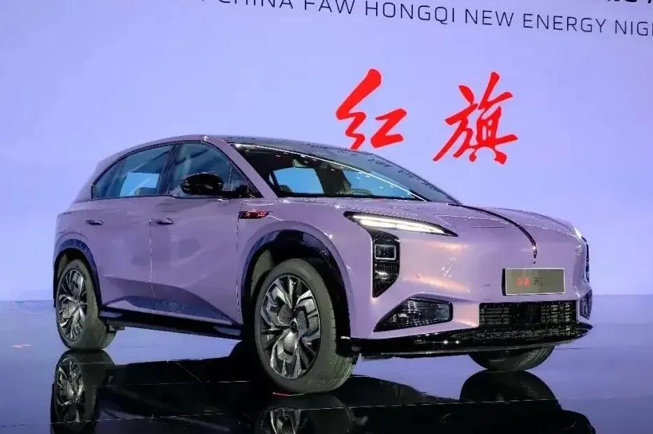 红旗天工08是基于天工纯电平台和九章智能平台打造的电动中大型SUV  ，于202