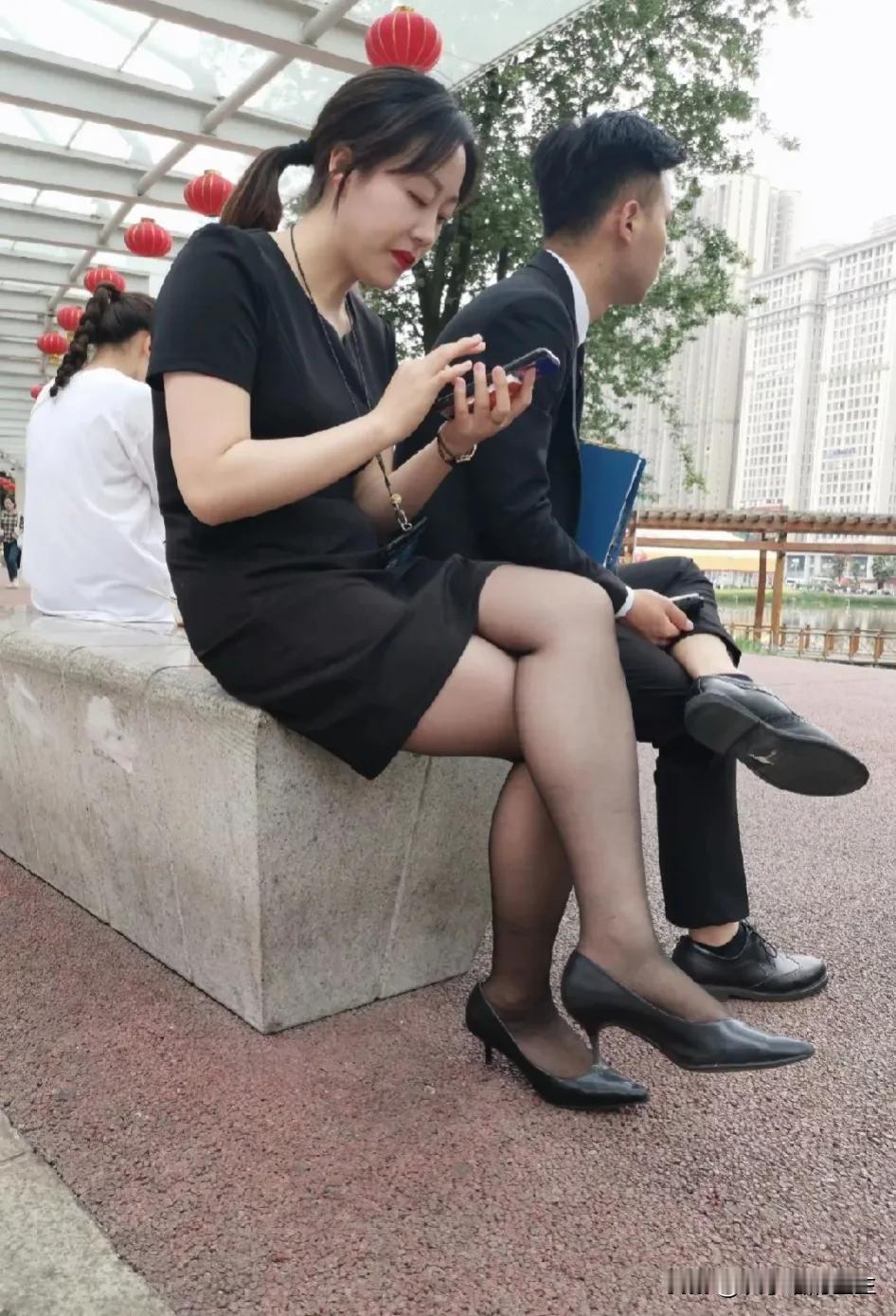 她在嫌弃什么？[害羞]