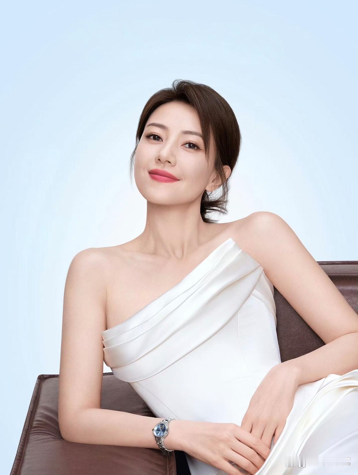 1. 江铠同和张翰拍电视剧时不太安分，明知道对方有女朋友，还故意在片场有不少肢体
