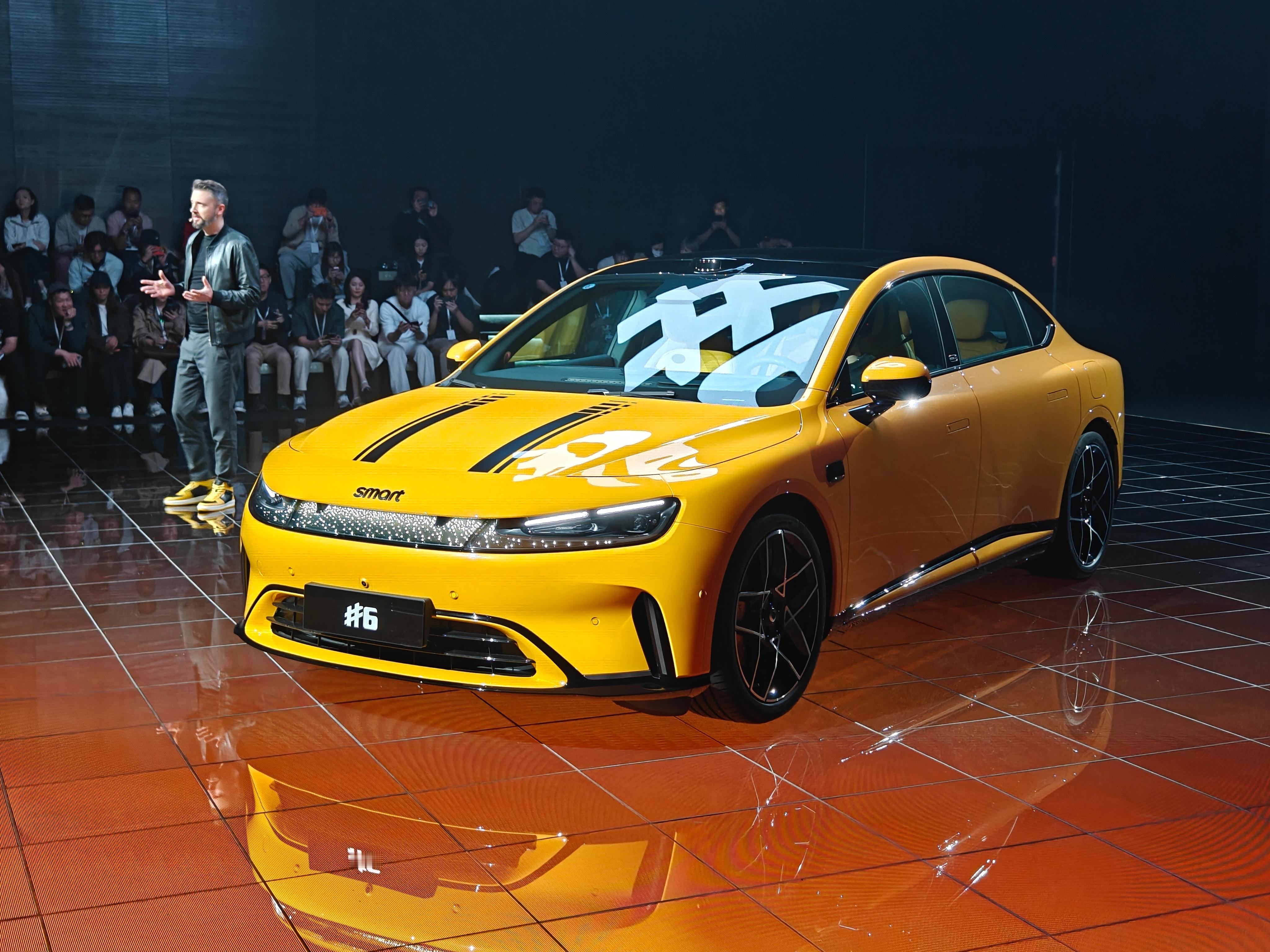 今晚smart品牌之夜，smart发布精灵2号概念车，也就是smart fort