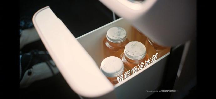 余承东说智界R7精致到家了 余承东谈及智界 R7 焕新款，直言这台车做到了精致到