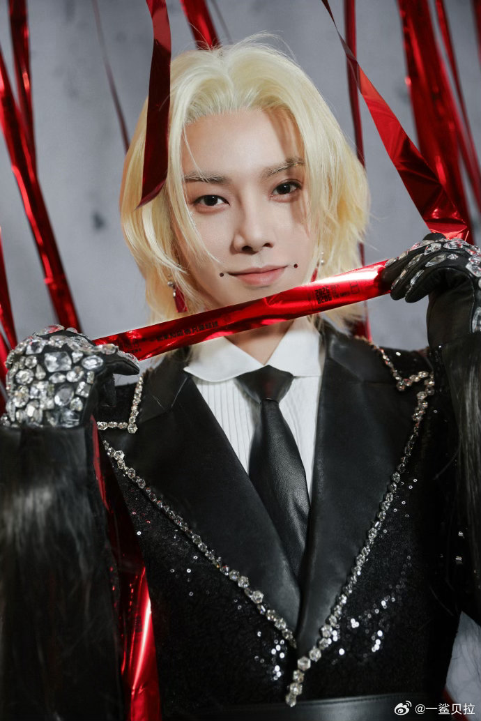 华晨宇数专总销售额破2亿 实体与数字双开花！《量变临界点》CD版销量突破10万张