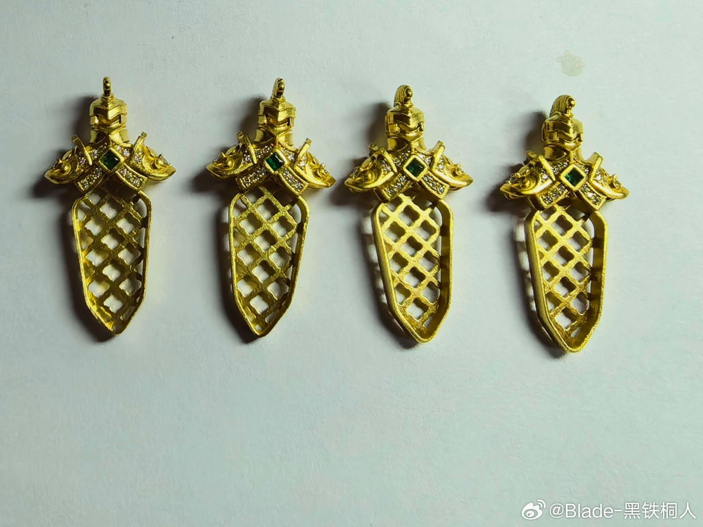 金版也做了一部分出来了目前正在等大马和镶嵌