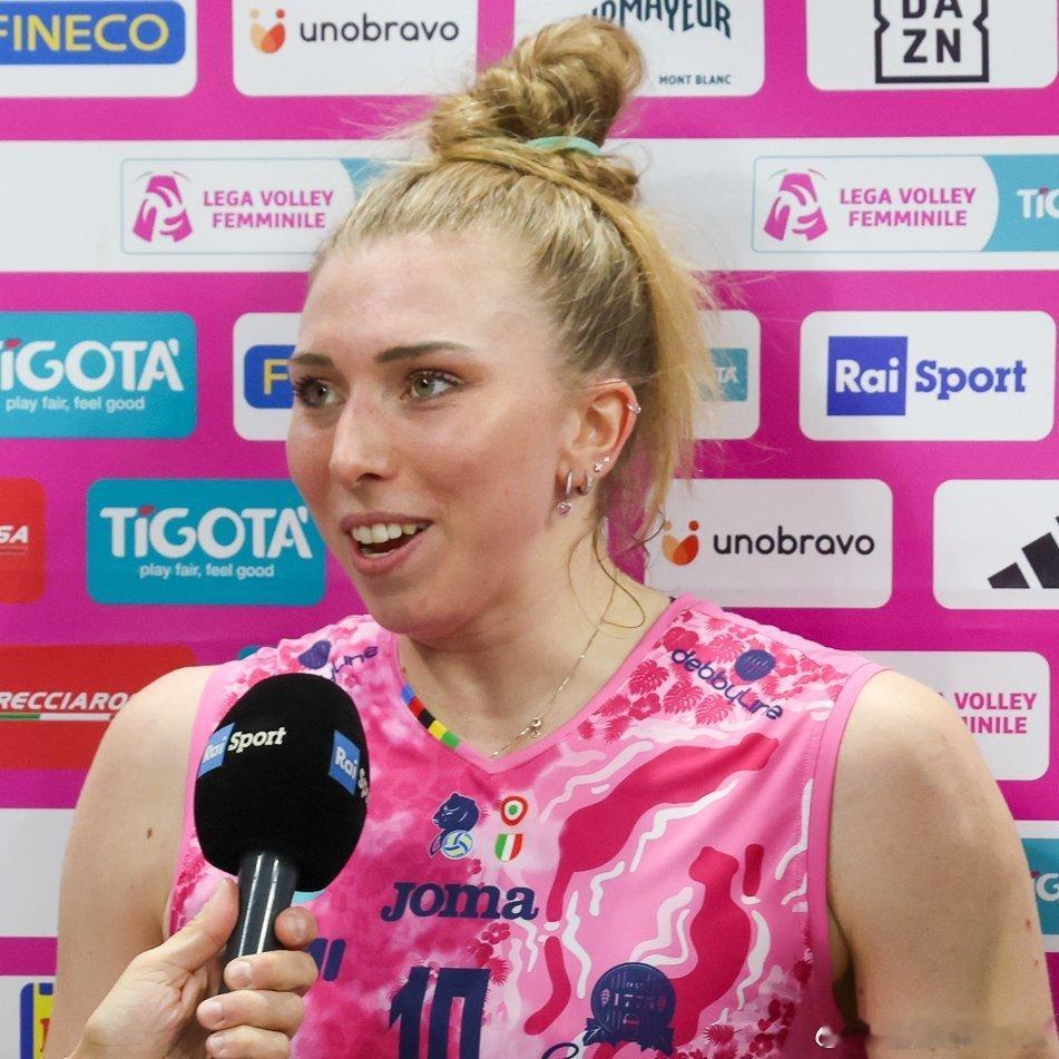 🇮🇹 莎拉·法尔：“每个人都很震惊，因为我们输了，但这就是比赛的一部分。我们