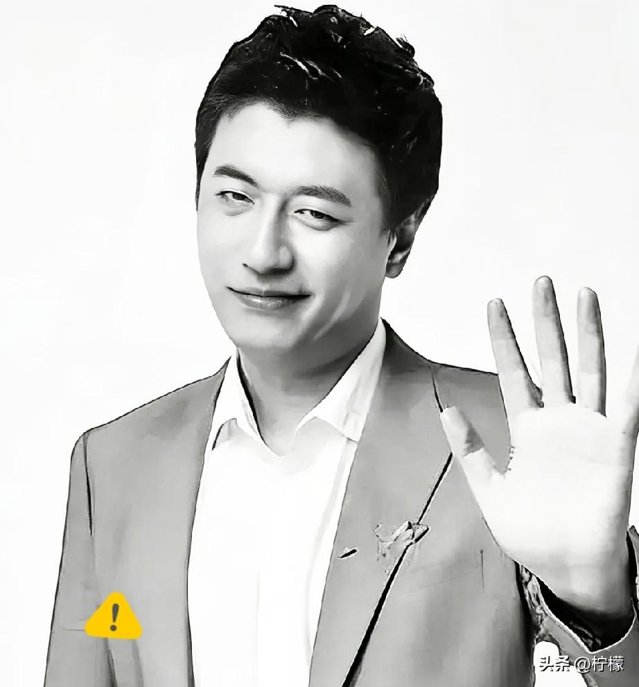 我在猎头公司上班的闺蜜，
她告诉我，张雪峰说的几乎全是真实的现实，因为我们普通人