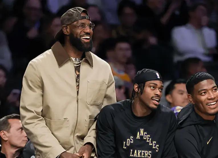 啥情况？湖人没詹姆斯，咋就3:0横扫森林狼了？这西部第四的位置，是不是有点烫手？