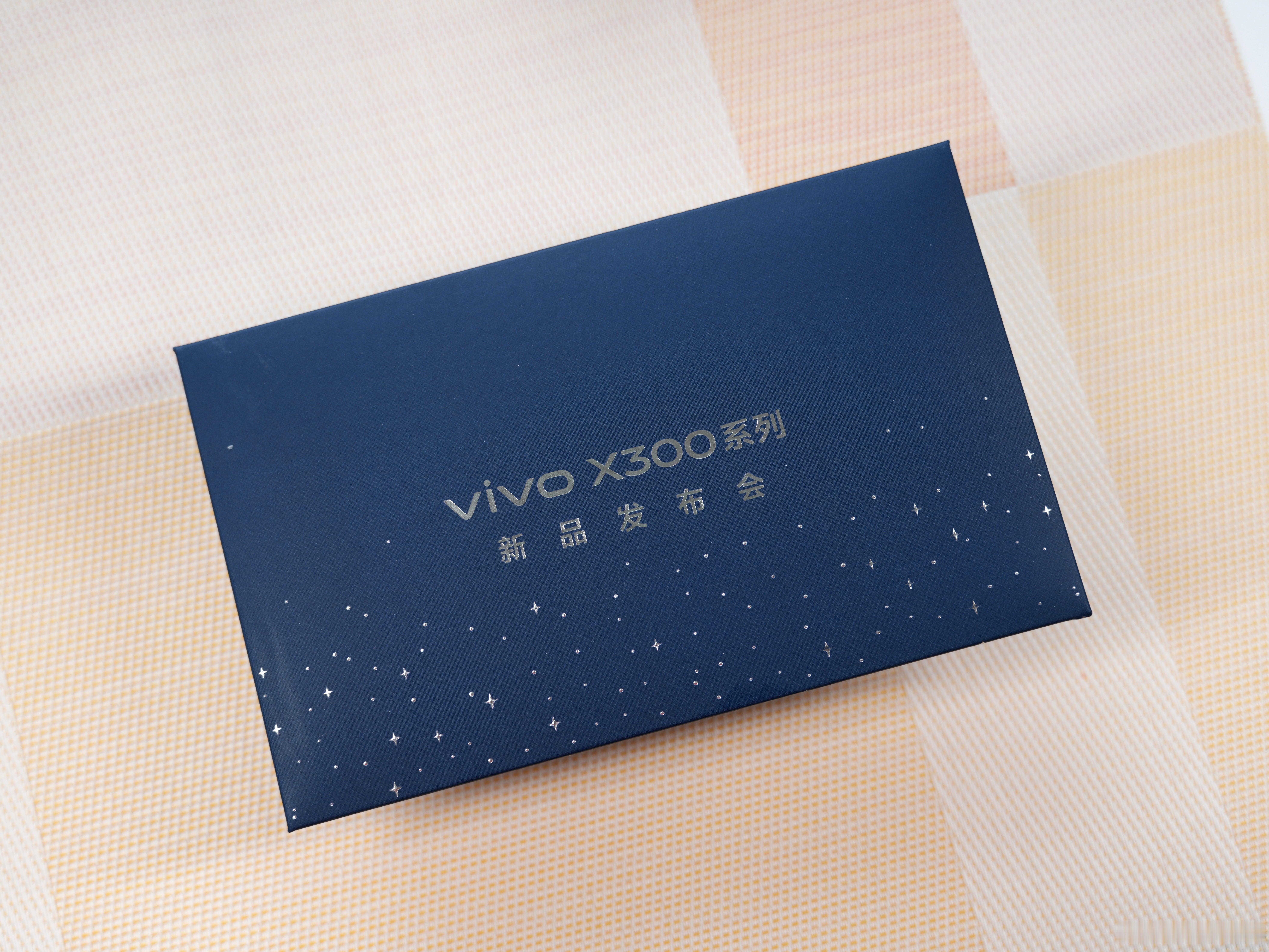 vivo X300系列，下周上海见[开学季][开学季][开学季]这应该是国庆后第