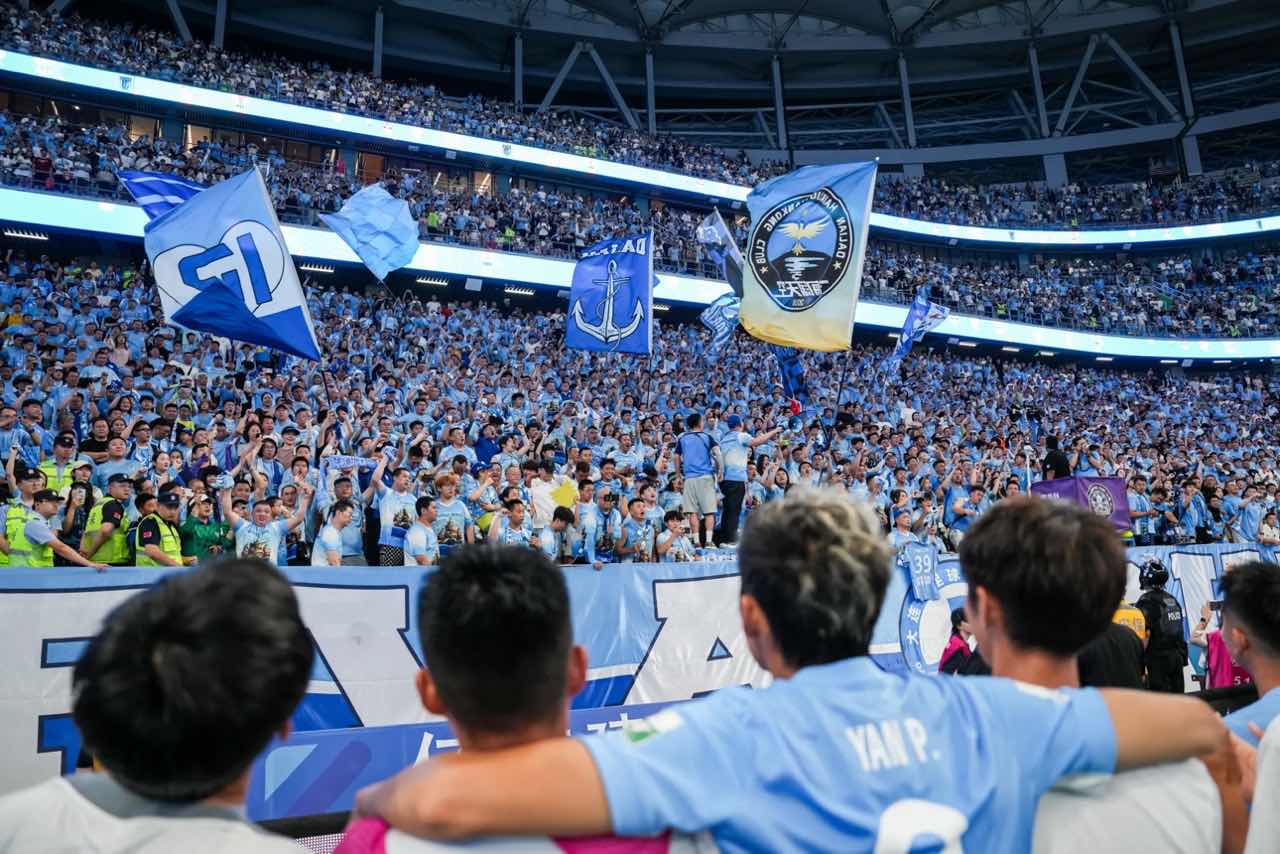 中超场均观众数排名：英博领跑，国安、海港、亚泰同比下滑