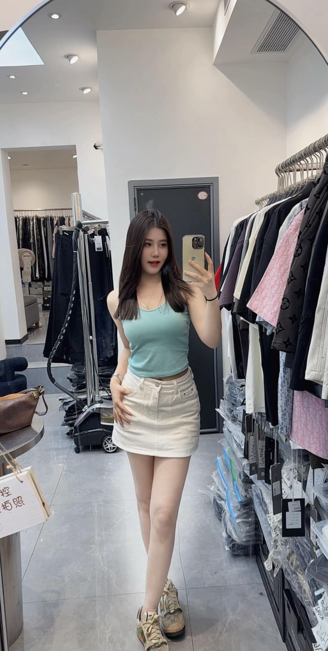 这世界上从来不缺漂亮的女孩子 也没有人会一直为你着迷 所以你要独立 经...