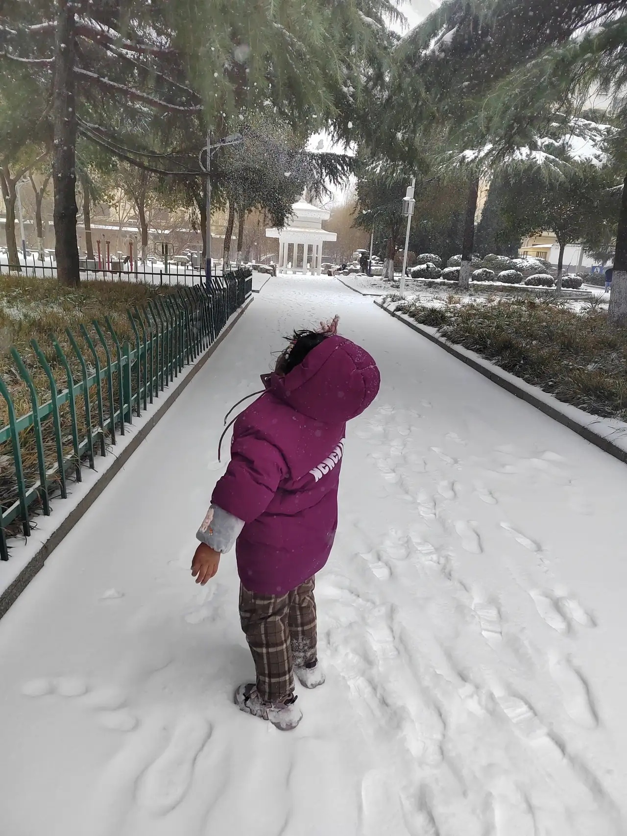 谁38岁，女儿还在读大班，说出来让我心理平衡下！[流泪] ​​​