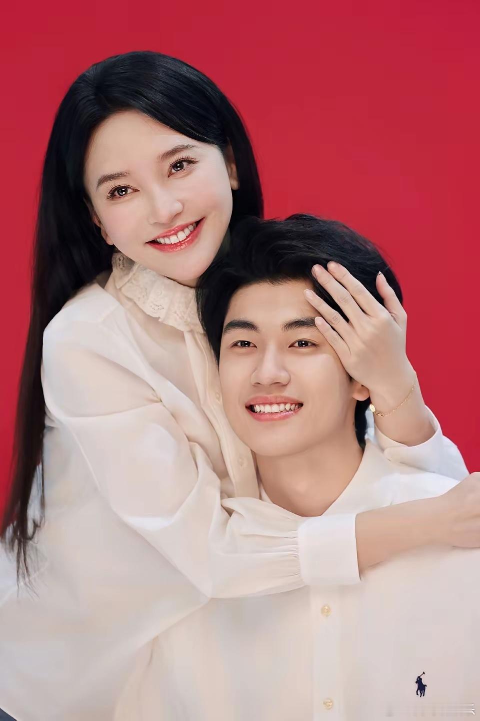 突然有点理解金莎了找了比自己名气小的孙丞潇他虽然比金莎要小19岁，但是他真的每一