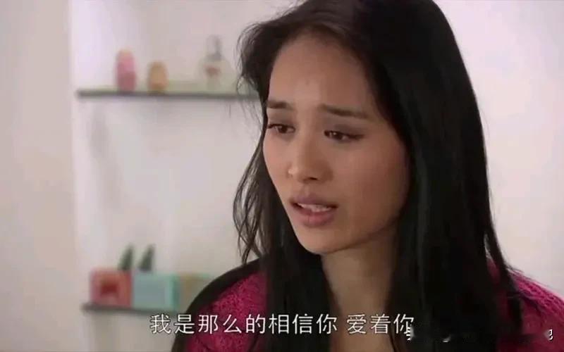 #夏日生活打卡季#
女人喜欢什么样的男人？
风趣幽默的男人，能让她感觉平淡的生活