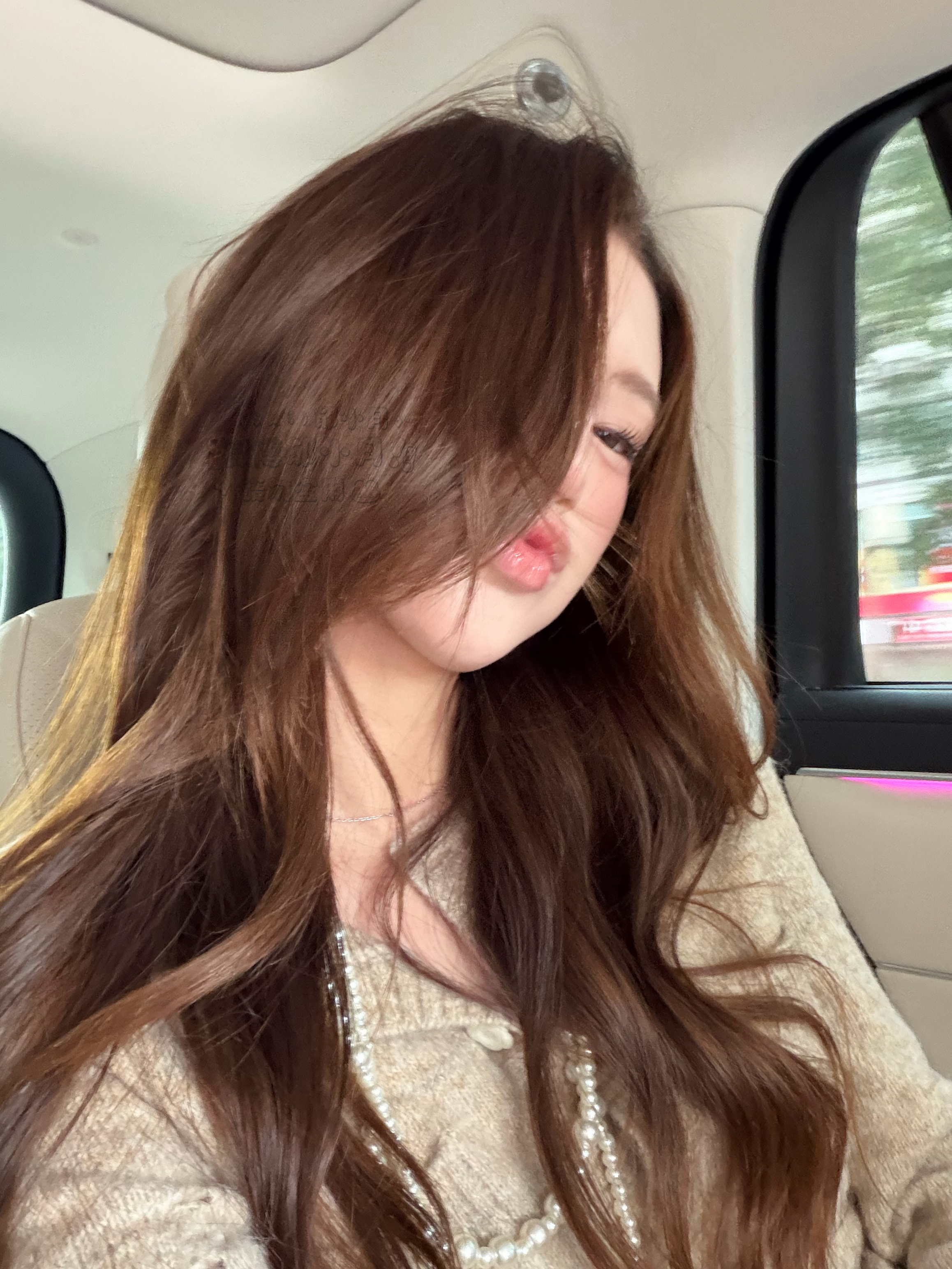 世界以痛吻我，没想到我还伸舌头 