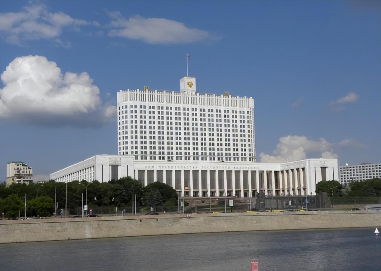 现代战争打法彻底改写，军队独揽安防的时代已经彻底过去。俄罗斯解锁全新防御模式，让