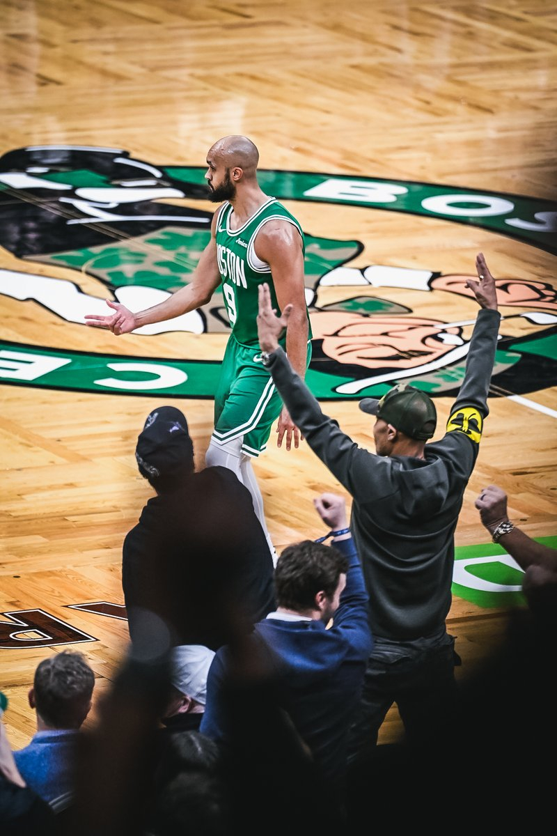 波士顿凯尔特人 ｜BLEEDGREEN 这张照片太劲爆了😤 