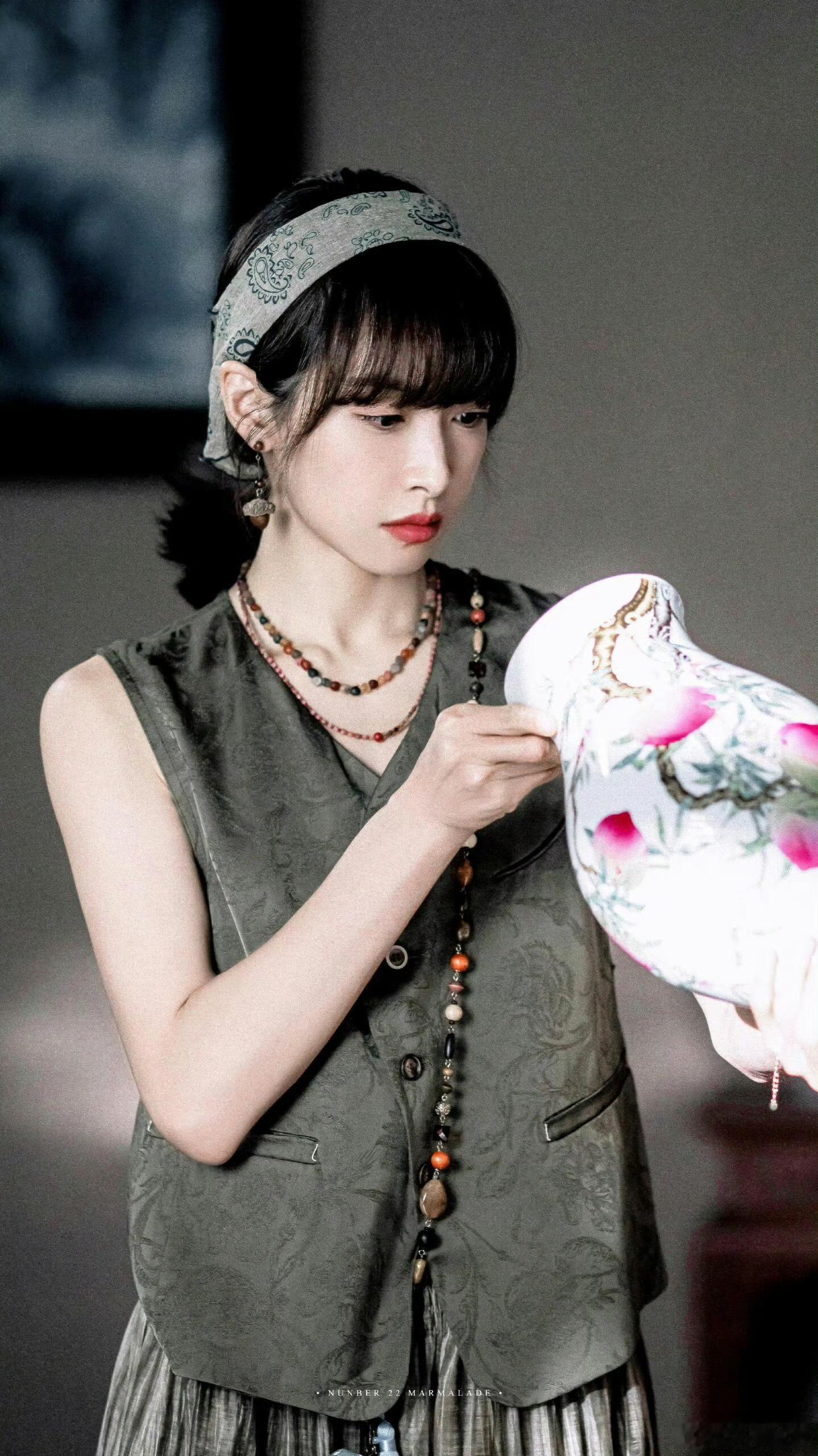 宋茜长发九宫格宋茜长发九宫格 真的美晕！长发+九宫格双重暴击，年前这份美貌福利太