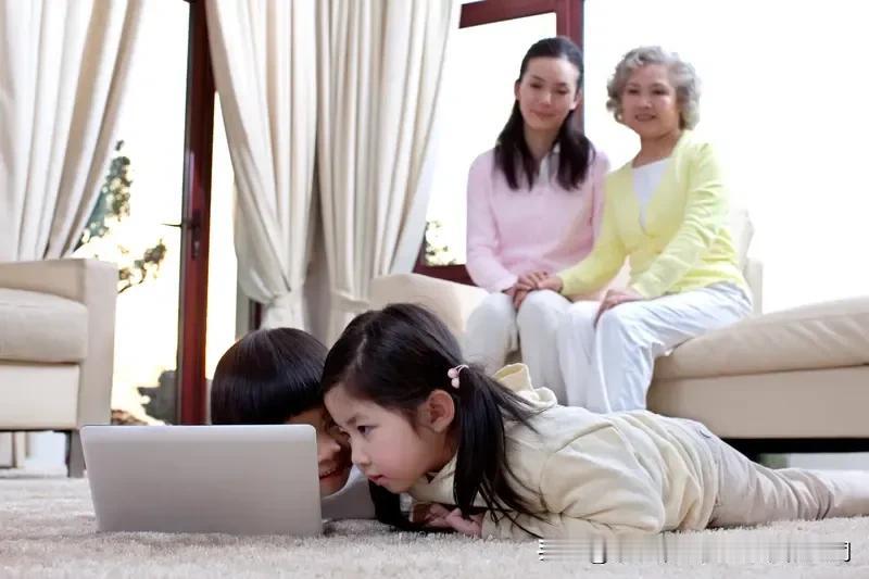 人老了，是有儿女还是有钱幸福？ 人老了，有儿女和有钱哪个更幸福，这事儿还真不好说
