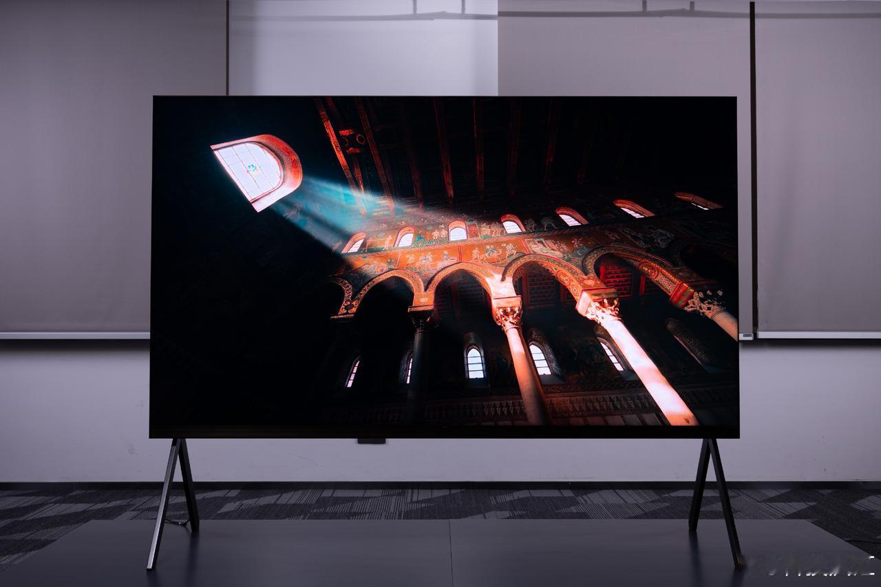 不久前，TCL X11L 系列首发 SQD-Mini LED 技术，可以说是显示