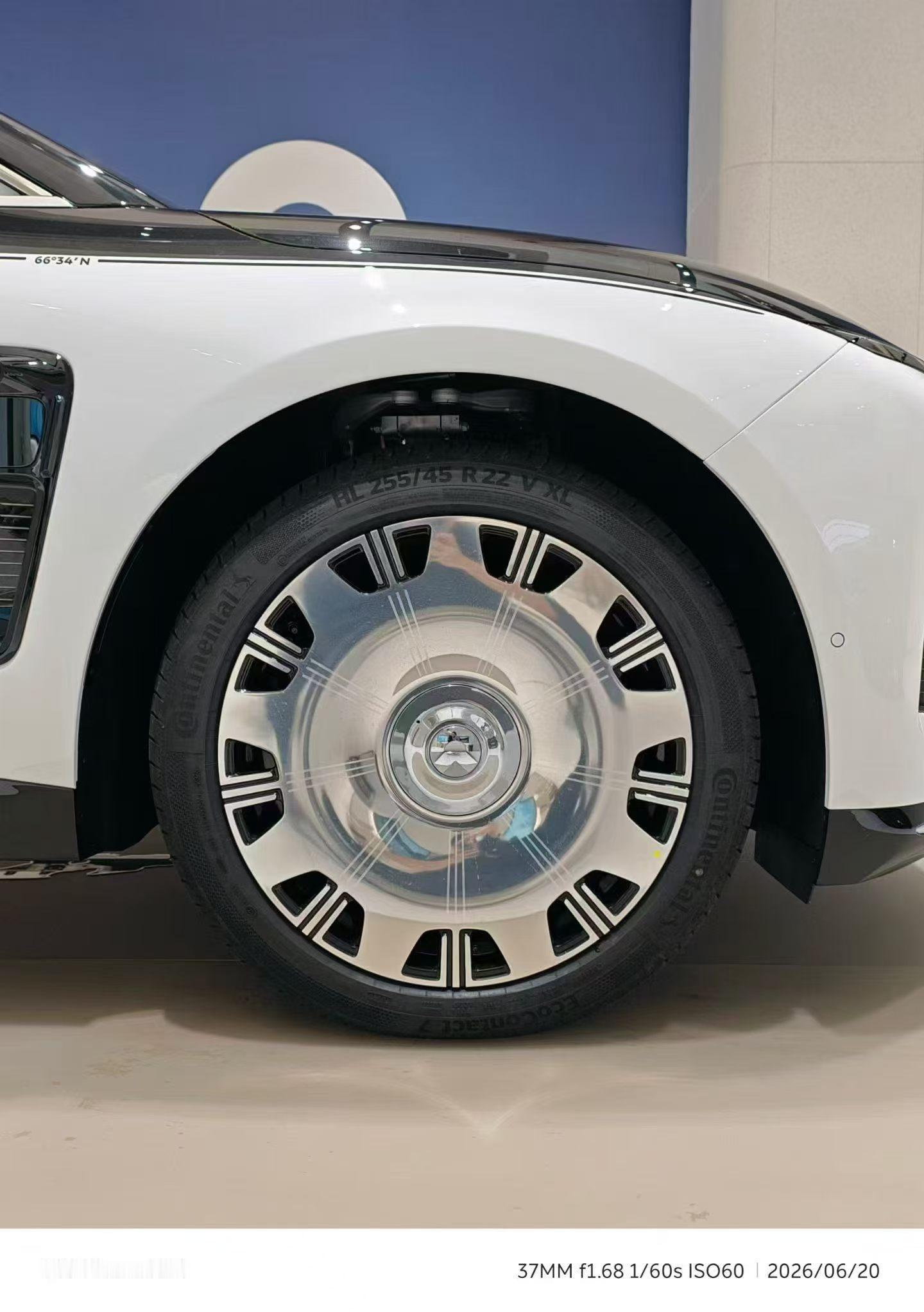 话不多说，上图上图蔚来汽车