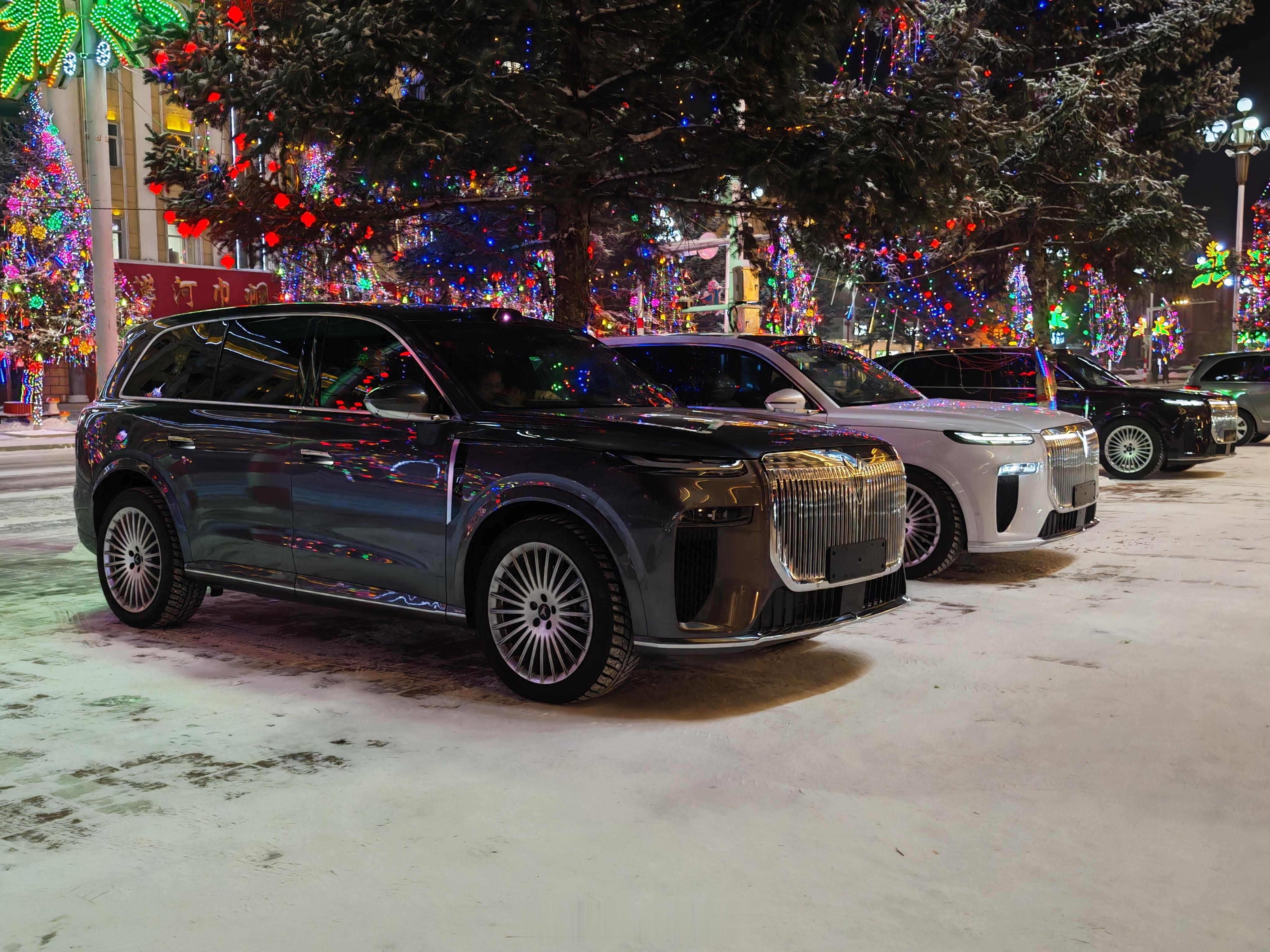 现在高寒测试跟以前多少有点不一样，以往基本都是高度伪装车，都是还没有亮相和上市前