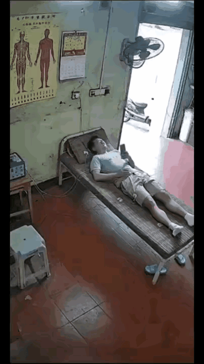 这画面看起来太可怕了，通过看这个画面，也给我们提了一个醒，轻易不要到一些所谓的小