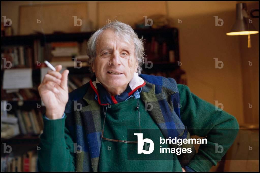 Iannis Xenakis（Ιάννης Ξενάκης）建筑家、前卫音乐家。