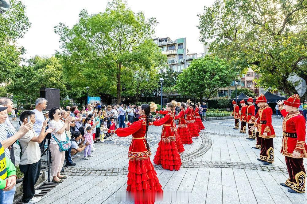 「澳门 藝術節明晚揭幕 節目門票周六發售..」【澳門日報消息】由澳門文化局主辦的