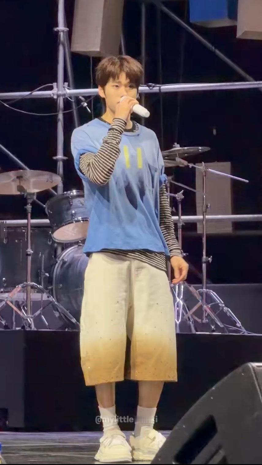 一长条人小细腿🤏小鸭子💋 