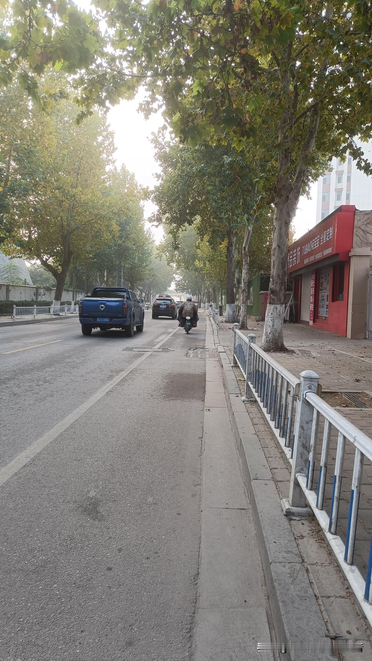 “今天过得开心吗？

早晨，两个孩子一睁眼就开始吵闹，谁也不服谁，你一句我一句的