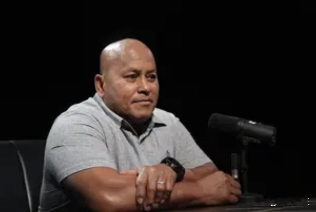 针对参议员罗纳德·德拉罗莎因持续无故缺席菲律宾参议院会议而提出的道德投诉面临直接