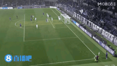 呵呵，卡牌大师马宁在亚冠又频繁出手。

亚冠第7轮，广岛VS柔佛，比赛第25分钟