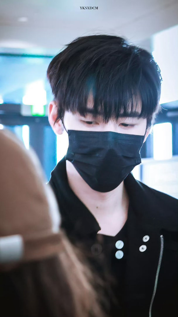 任豪去逐玉庆功宴任豪去逐玉庆功宴路透新鲜豪总路透送达！前往逐玉庆功宴的路上都这么