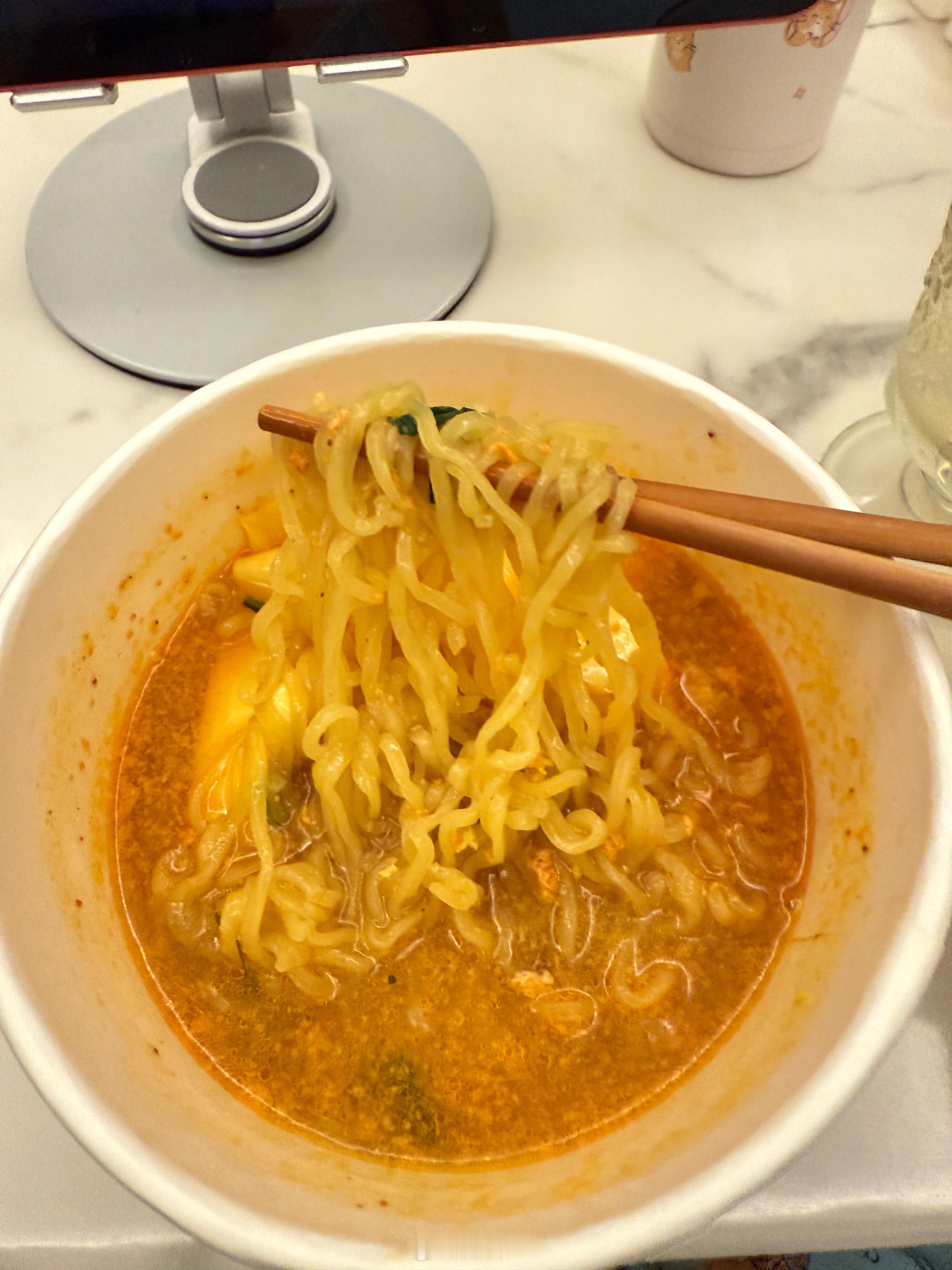 啥也不说了一小时的哄睡消耗了一万卡热量！！！！ 