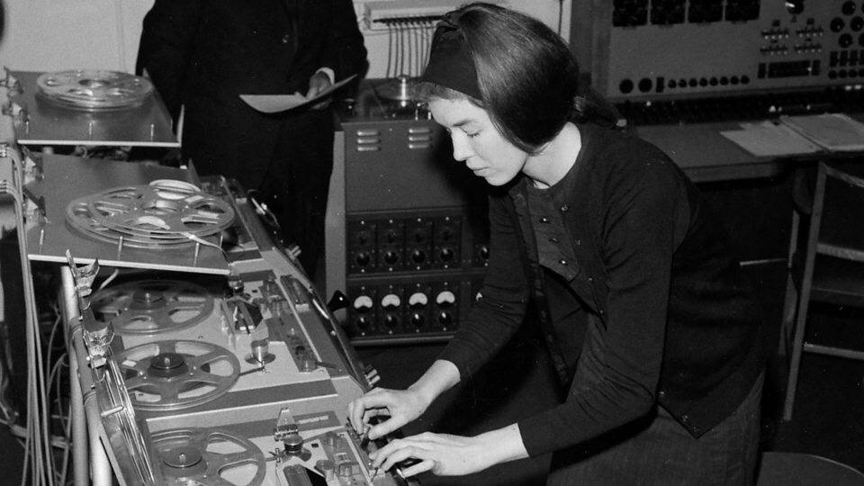 Delia Derbyshire at the BBC Radiophonic 