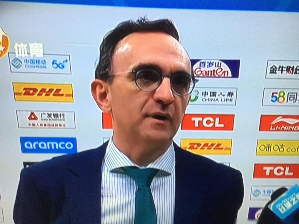 客场打广东，辽宁队教练组现在最该做的不是研究战术板，而是给主教练乌戈的耳朵里塞个