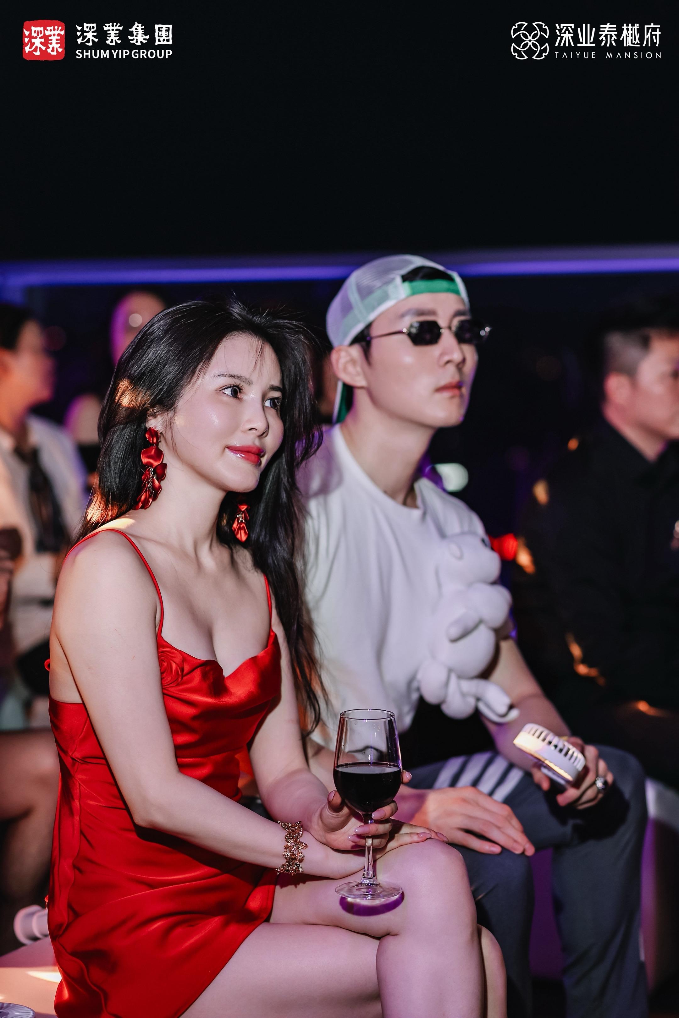 人口下降，房价越涨！❤️最近经常带着富婆，全成都看豪宅（千万以上），粉...