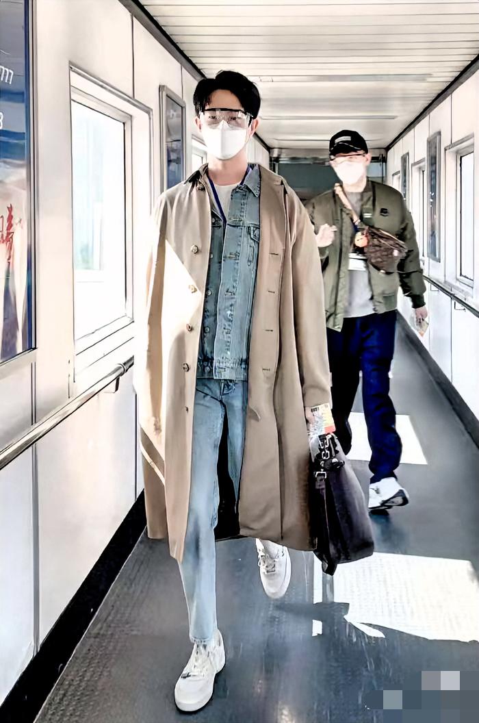 萌萌，好久不见，我们所有人都一直念着你、想着你❤️ 路过的朋友也留一句想念吧，把