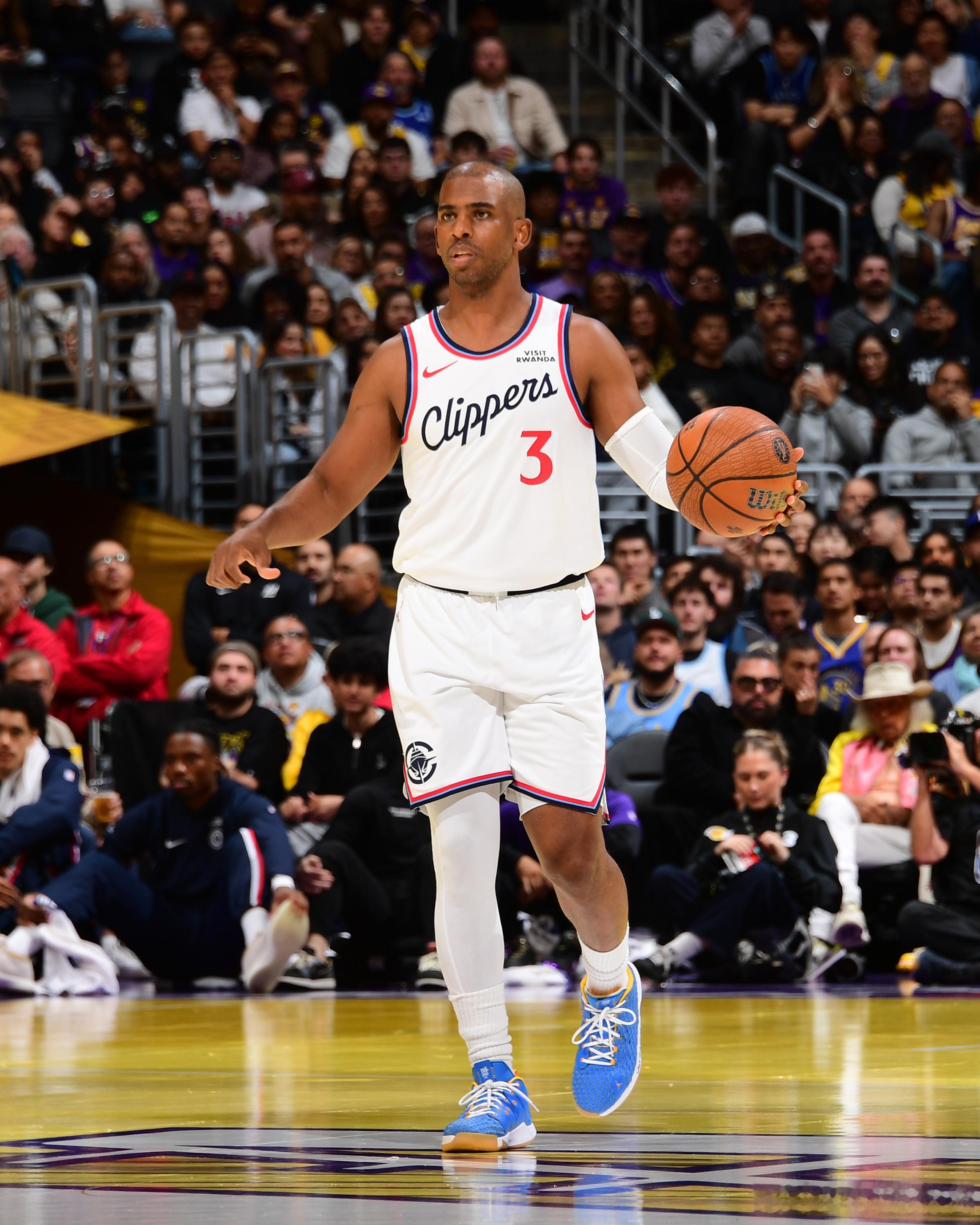 Shams：保罗的领导风格与快船产生了冲突。保罗一直以来都直言不讳地要求管理层、