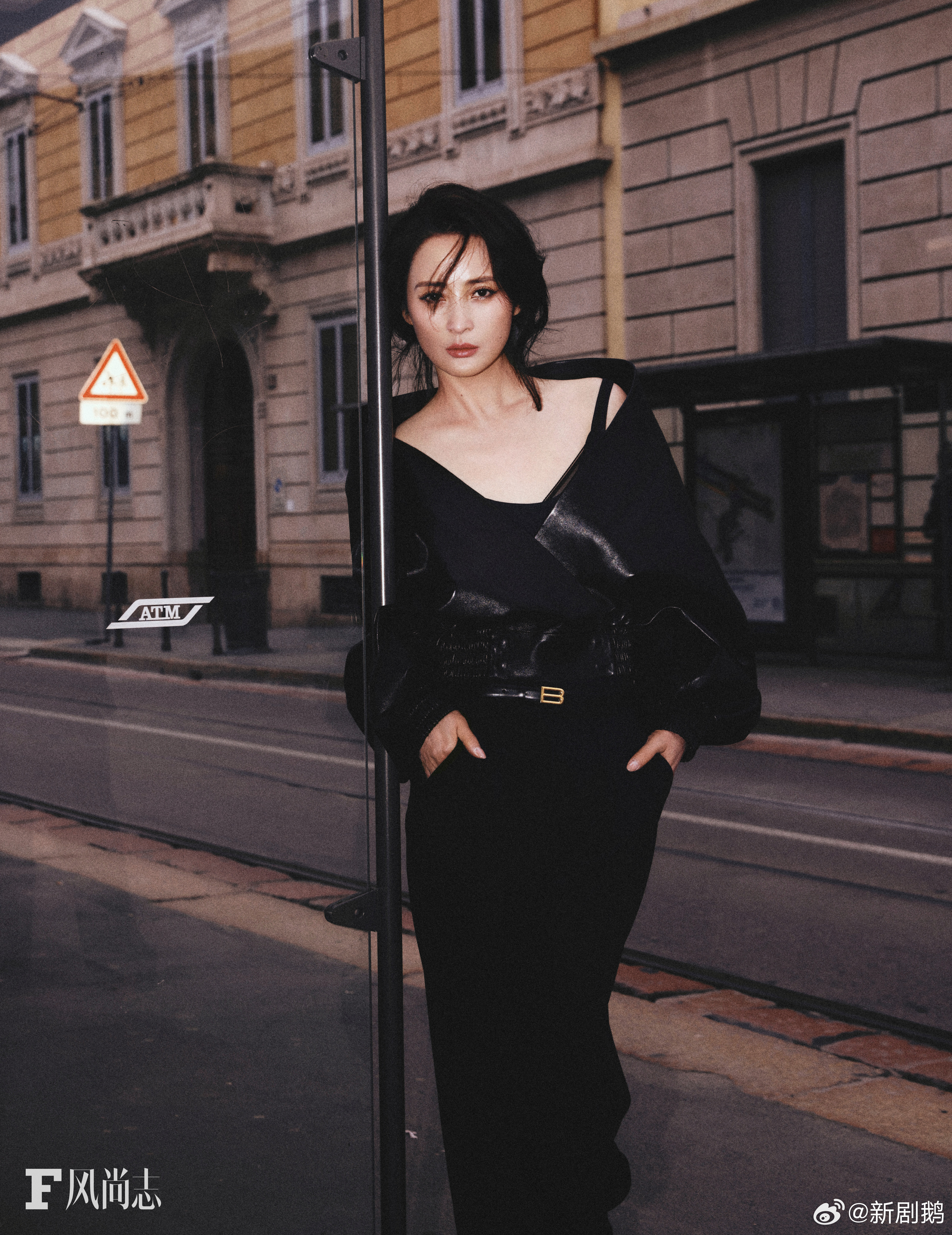 蒋勤勤淡淡的就会顺顺的蒋勤勤这样不张扬的感觉真的很值得学习，松弛又充满生命力，优