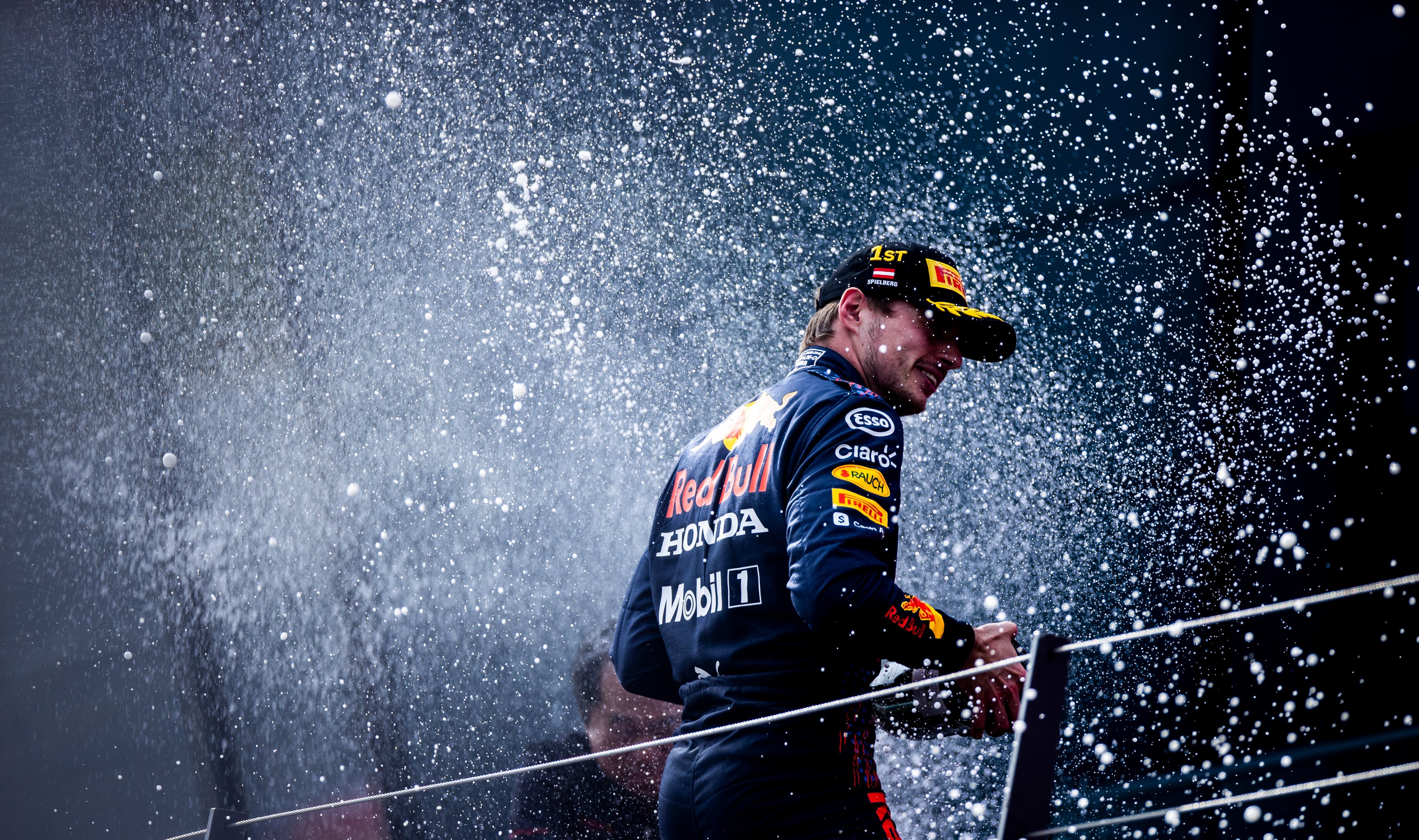 甲骨文红牛更新X🏆“Max, four times a winner at ?