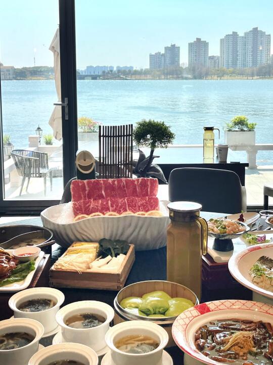 金鸡湖湖景餐厅，聚餐约会排面拉满！！