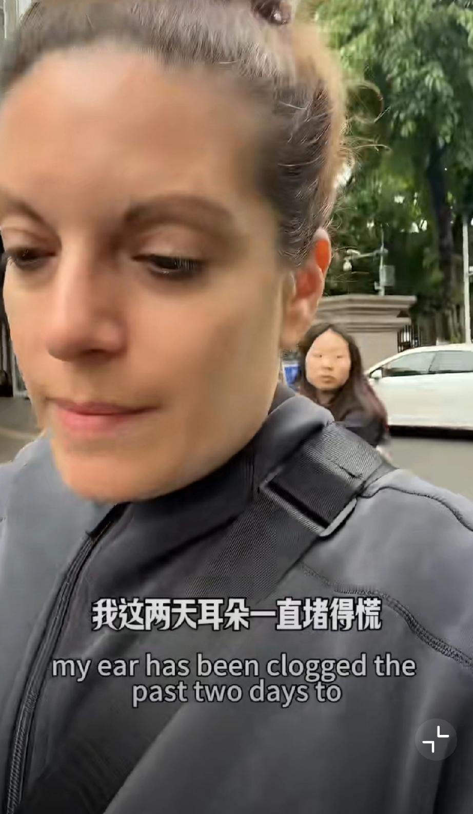 这个老外在中国就医惊呆了，6秒看完病只花3美元，直呼太离谱了老外在中国看病 老外