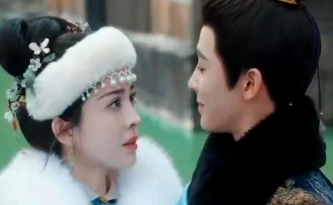 国公府长子当众被废，次子转头入赘
 

毒酒、耳光、验尸、私奔，一晚上全演完。