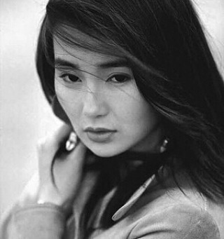 第三张好早古的感觉。 