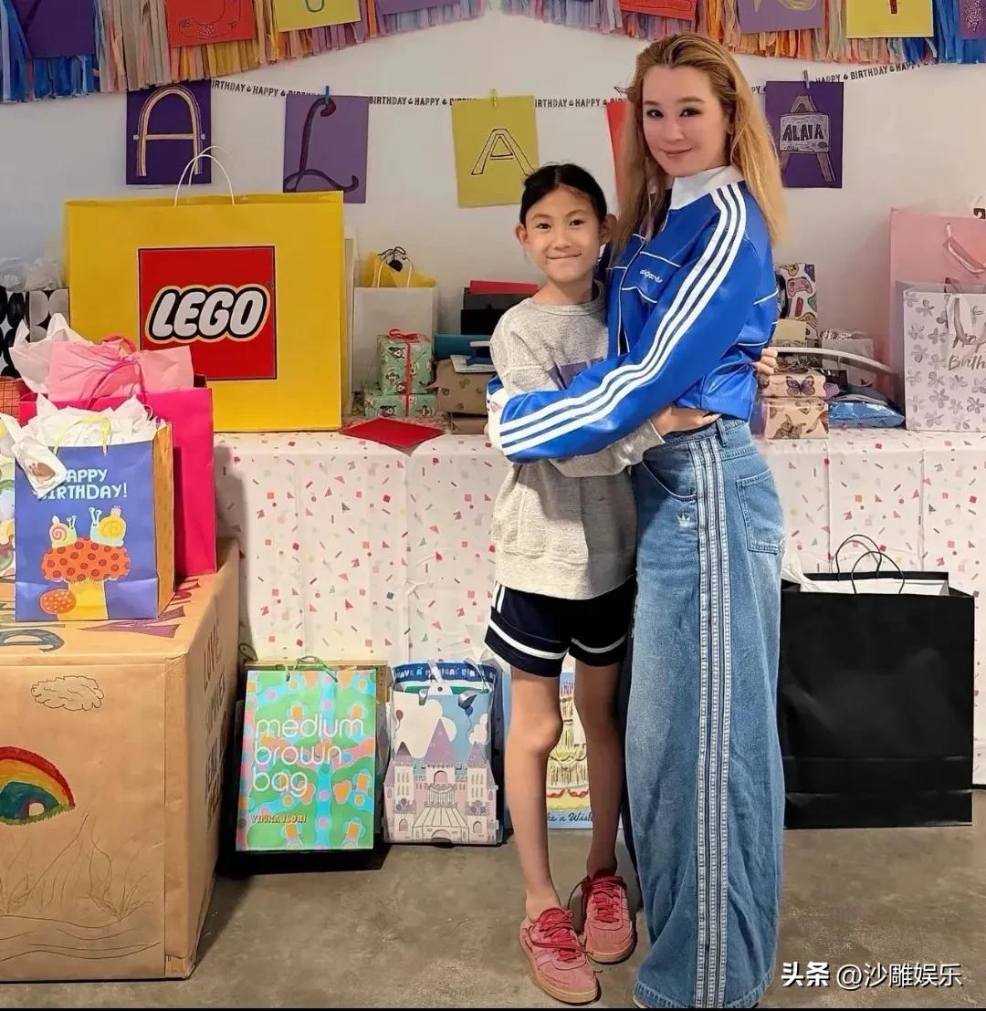 陈冠希女儿，9岁生日！

3月2日，陈冠希和秦舒培为女儿Alaia举办了9岁生日