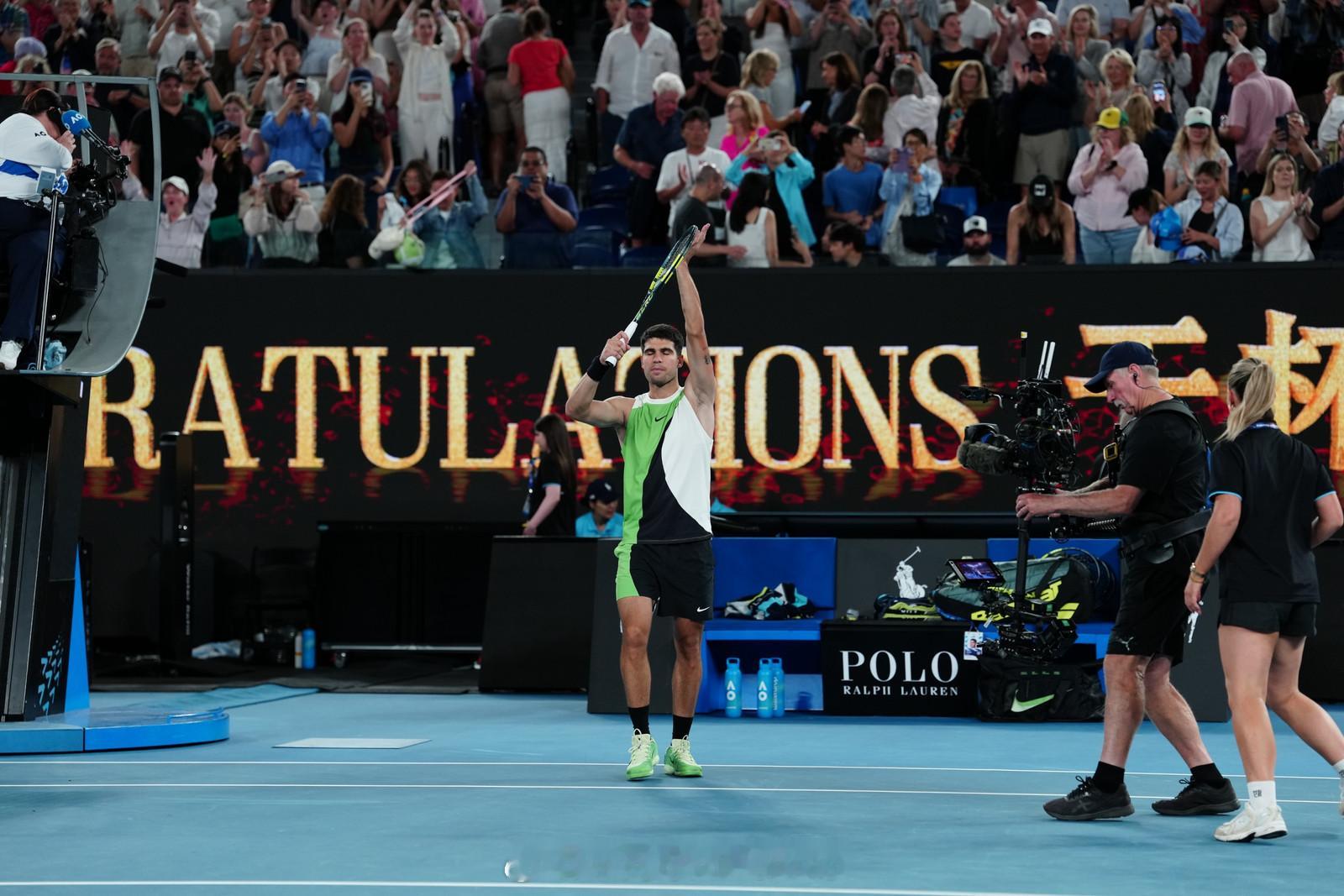 澳网2026 澳网阿尔卡拉斯迎开门红 穿新衣，走新路，好运挡都挡不住！今日男单正