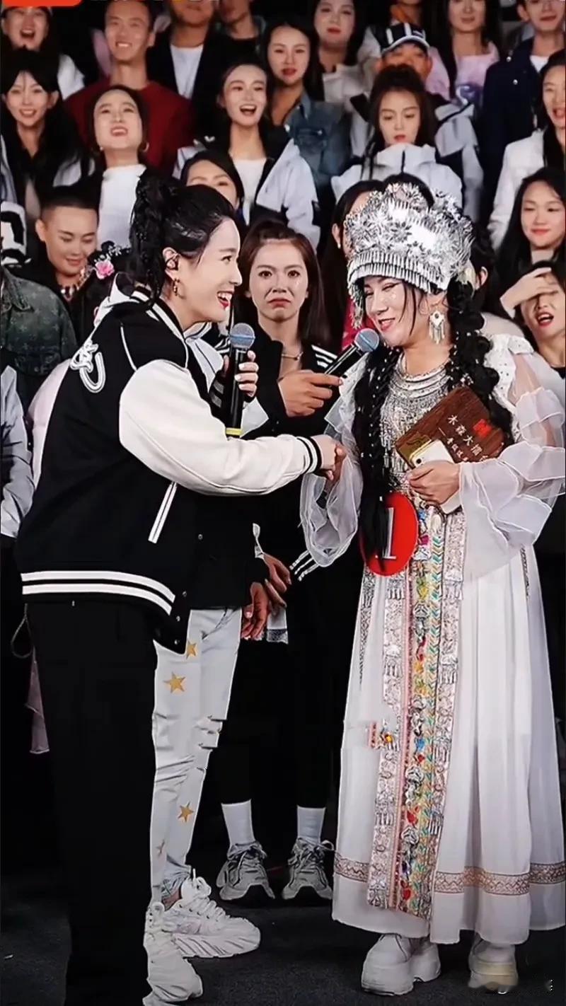 郭有才8月粉丝数远超木森226万，如今木森反超415万，说明了什么？

我在20