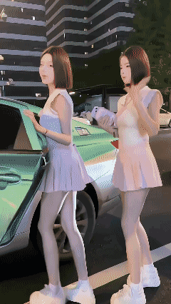 搭讪二位漂亮的小姐姐😜
